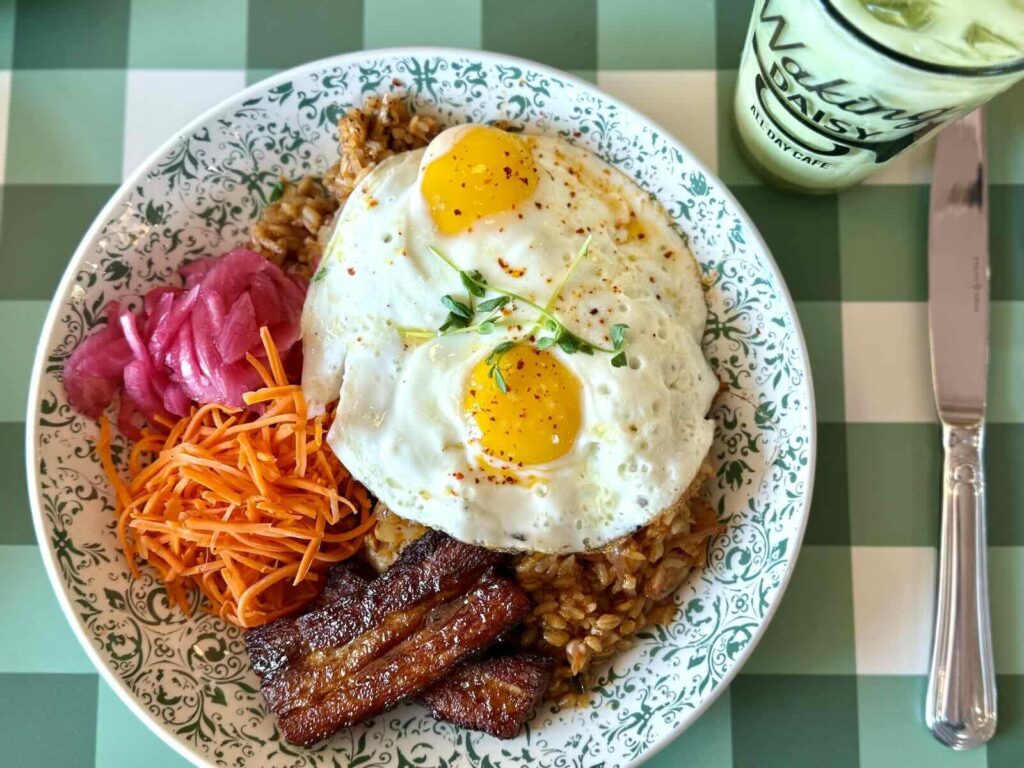 Best brunch Korean breakfast bowl dish served at Waking Daisy in Brookfield